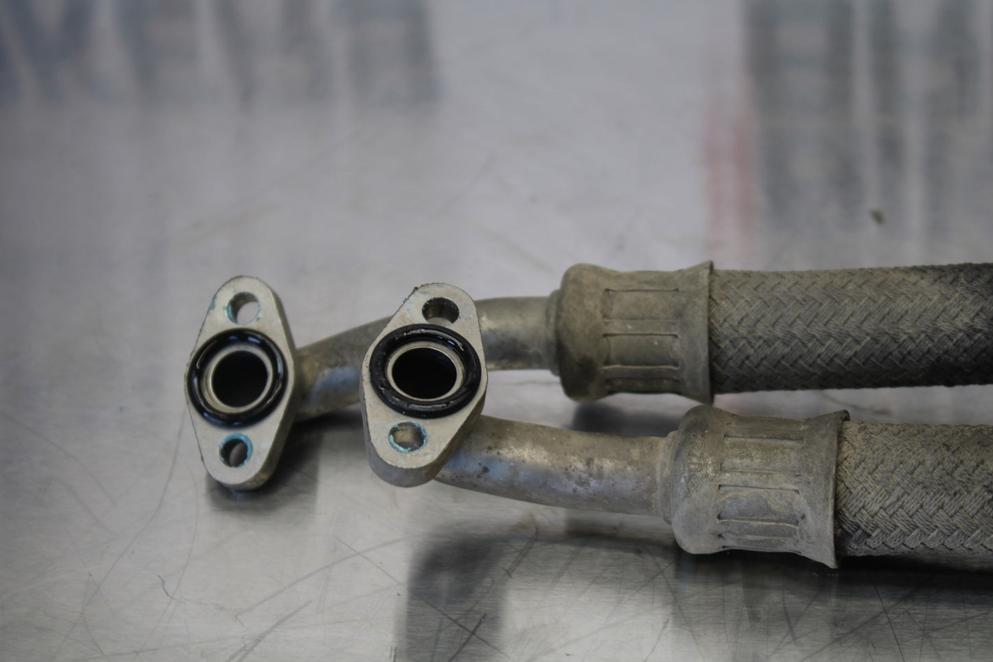 11 SUZUKI GSXR1000 ENGINE MOTOR OIL COOLER HOSES BB142