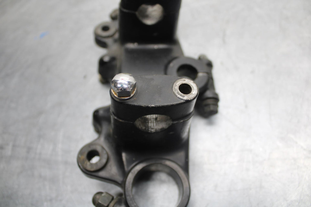 1981 Suzuki GS850G FORKS UPPER TRIPLE TREE CLAMP BB37