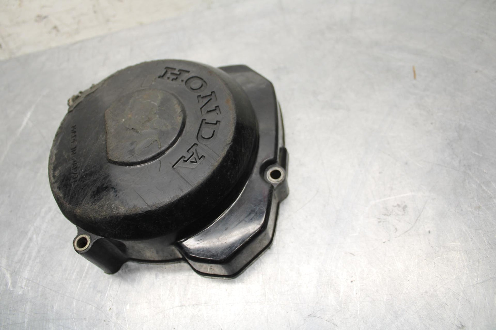 85-88 HONDA NS400R NC19 NSR400 NS400RG STATOR MAGNETO ALTERNATOR  COVER BB32