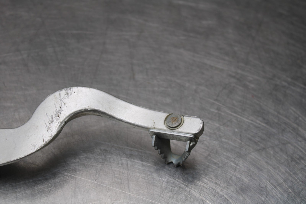 18 YAMAHA SUPER TENERE RIGHT REARSET BRAKE FOOT PEDAL BB832