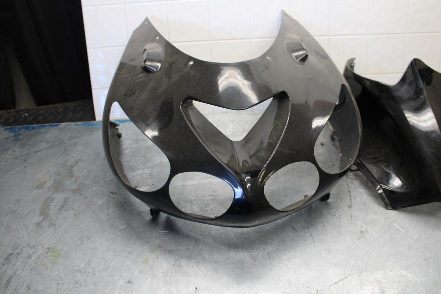 06-07 KAWASAKI NINJA ZX14R AFTERMARKET FRONT UPPER NOSE FAIRING COWL TANK BB433