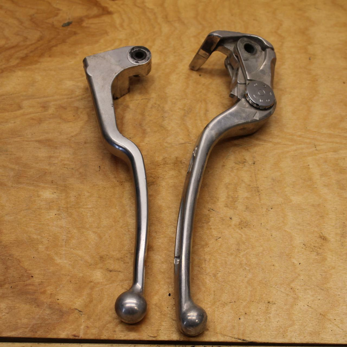 18-21 YAMAHA XSR700 LEFT RIGHT CLUTCH BRAKE LEVERS BB323