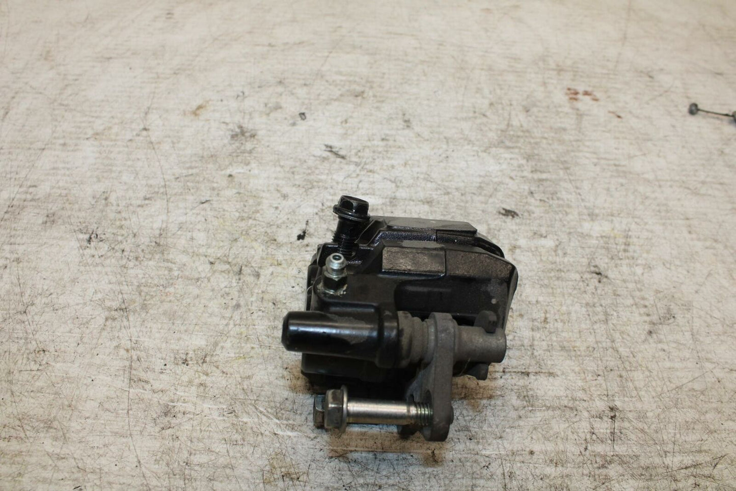 12-13 KAWASAKI EX300 NINJA LEFT FRONT BRAKE CALIPER BB373