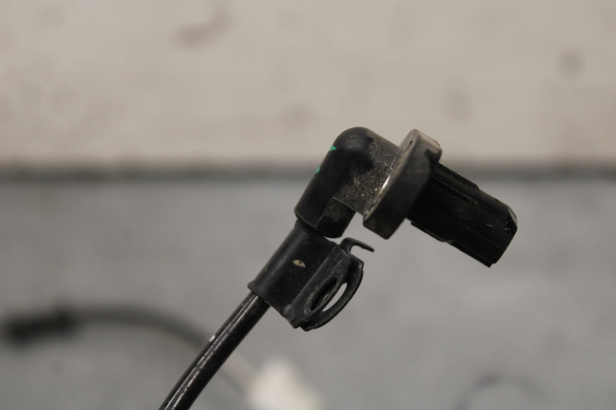 22-24 YAMAHA XSR900 FRONT ABS BRAKE SENSOR BB683