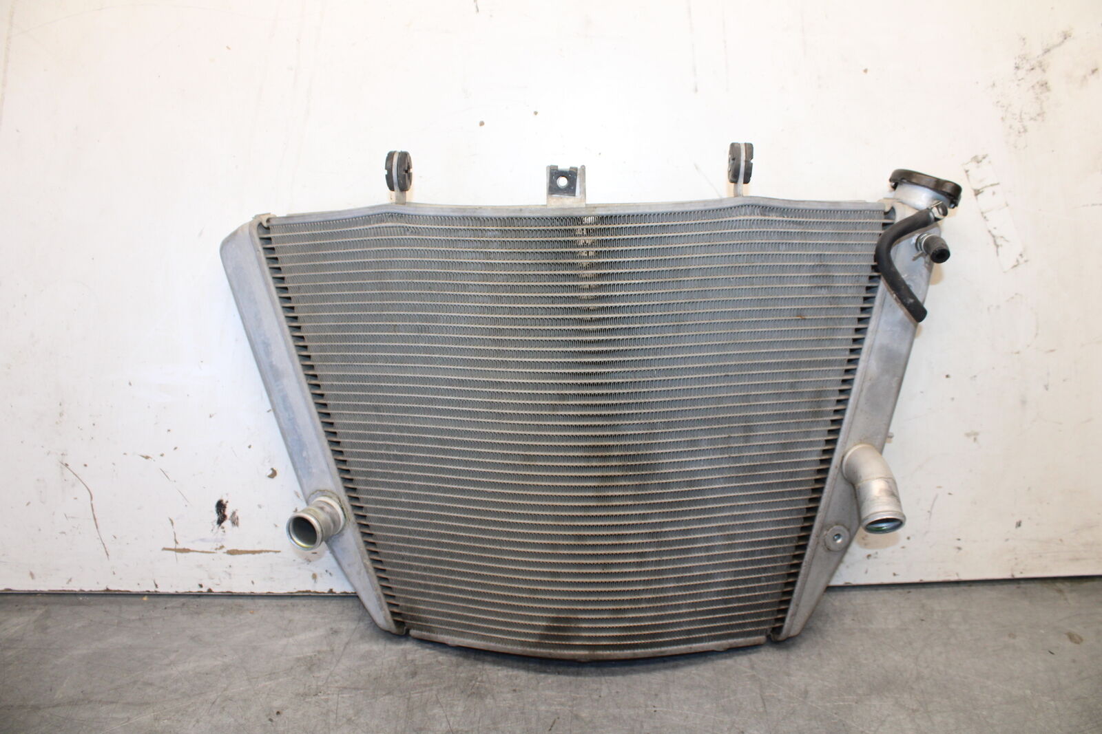 05-06 SUZUKI GSXR1000 ENGINE RADIATOR COOLER COOLING RADIATER 17710-41G00 BB663