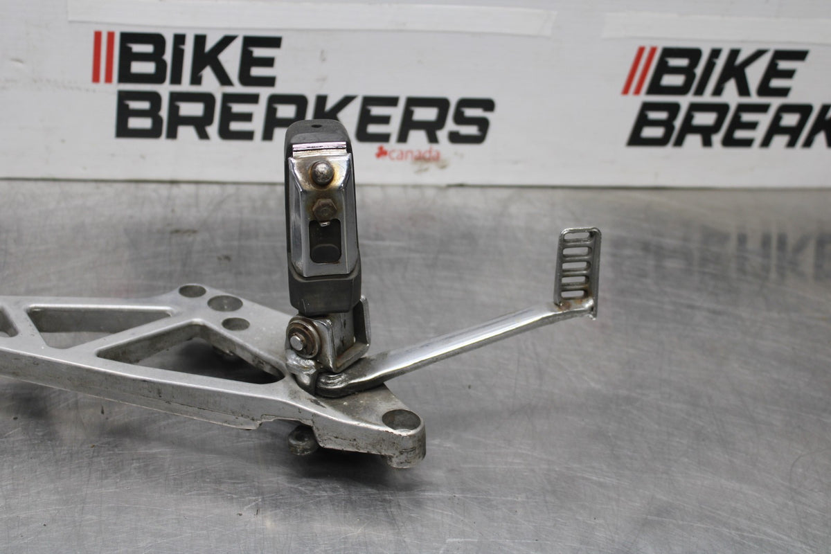 84 HONDA INTERCEPTOR 1000 VF1000F RIGHT REARSET REAR SET DRIVER FOOT PEG BB878