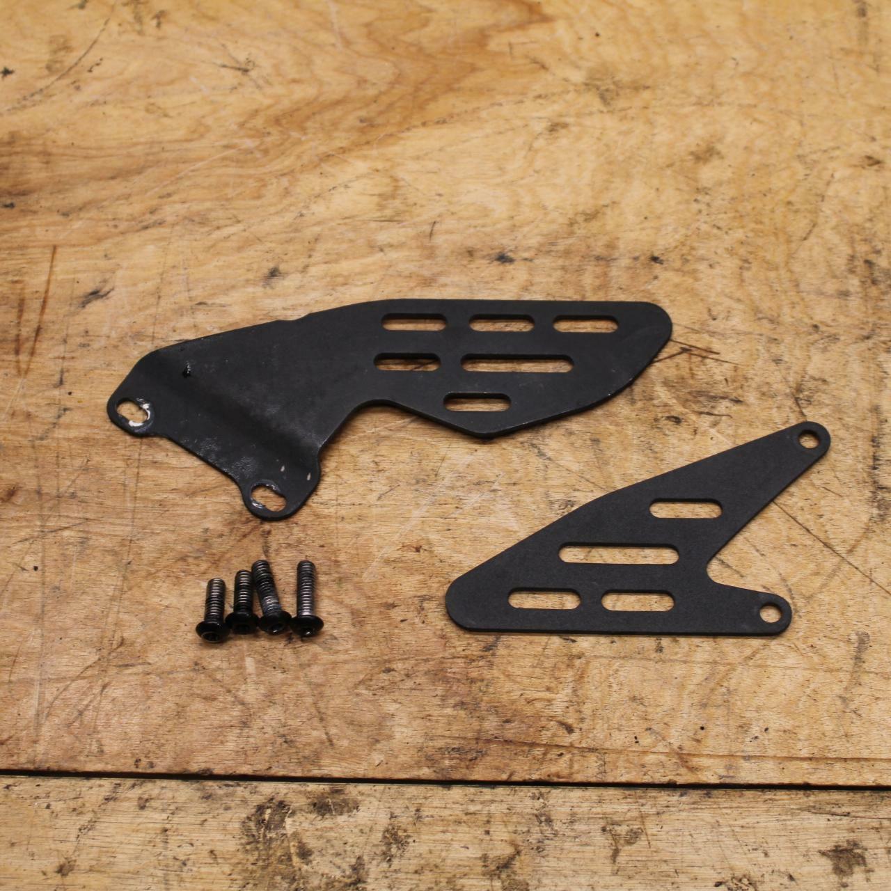 07-08 YAMAHA YZF R1 RIGHT REARSET REAR SET HEEL GUARD COVER  BB333