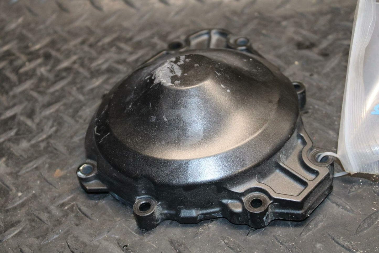 09-14 YAMAHA YZF R1 STATOR MAGNETO ALTERNATOR GENERATOR COVER BB192