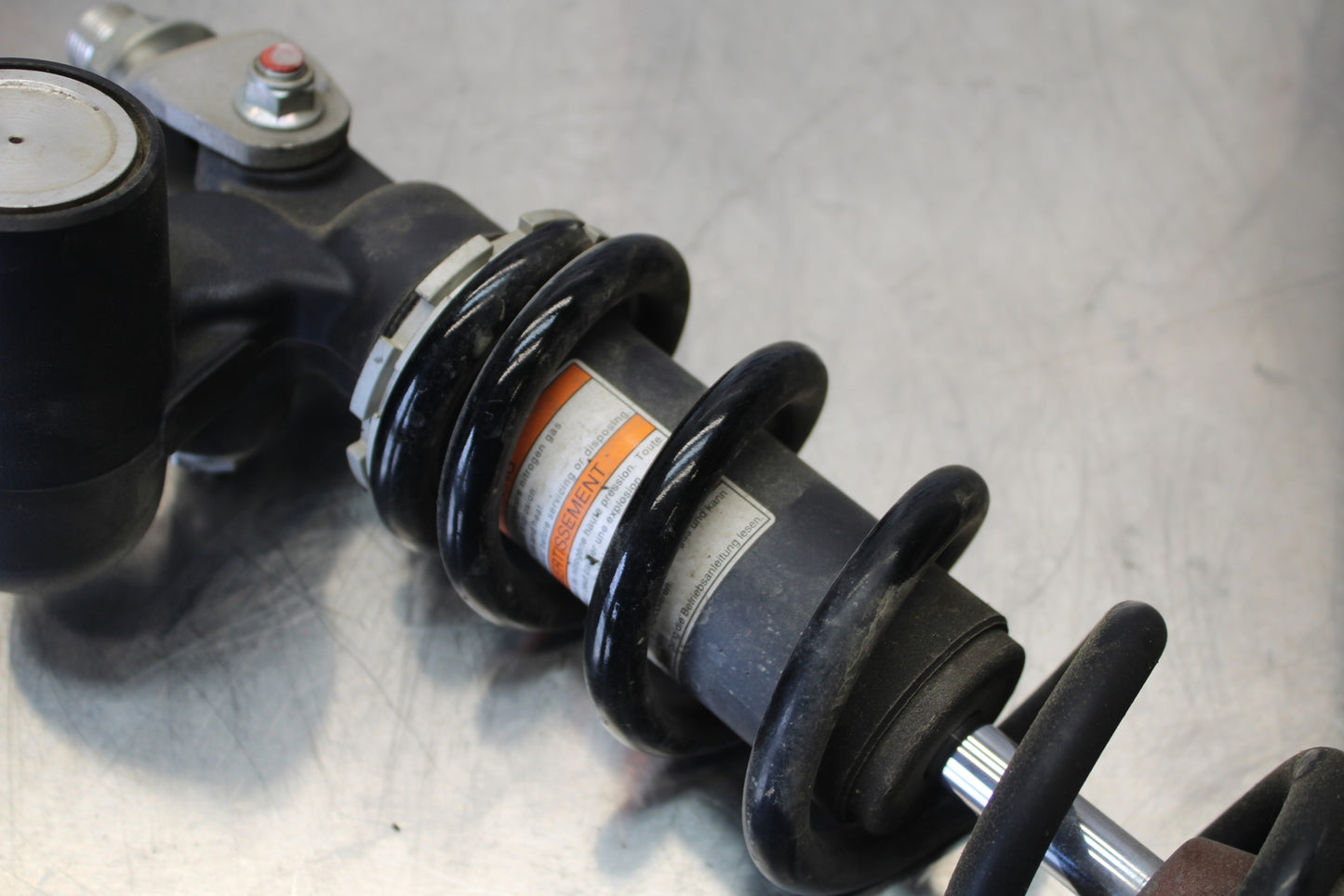 11 SUZUKI GSXR1000 REAR BACK SHOCK ABSORBER SUSPENSION BB142