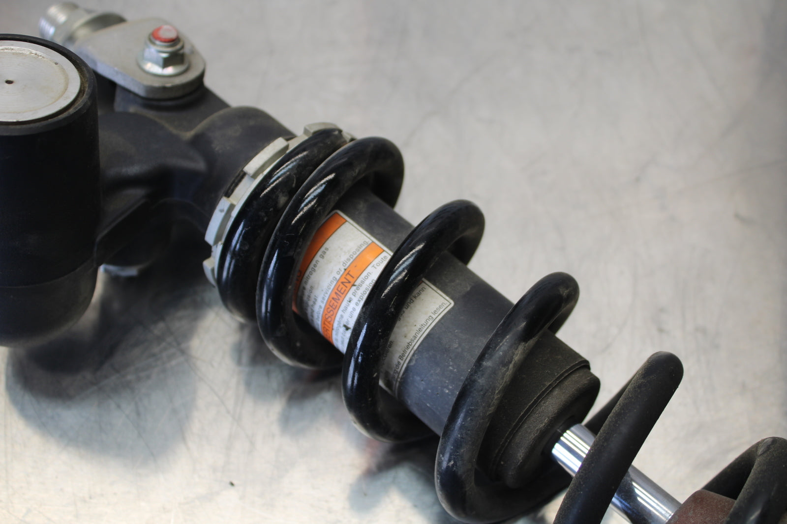 11 SUZUKI GSXR1000 REAR BACK SHOCK ABSORBER SUSPENSION BB142