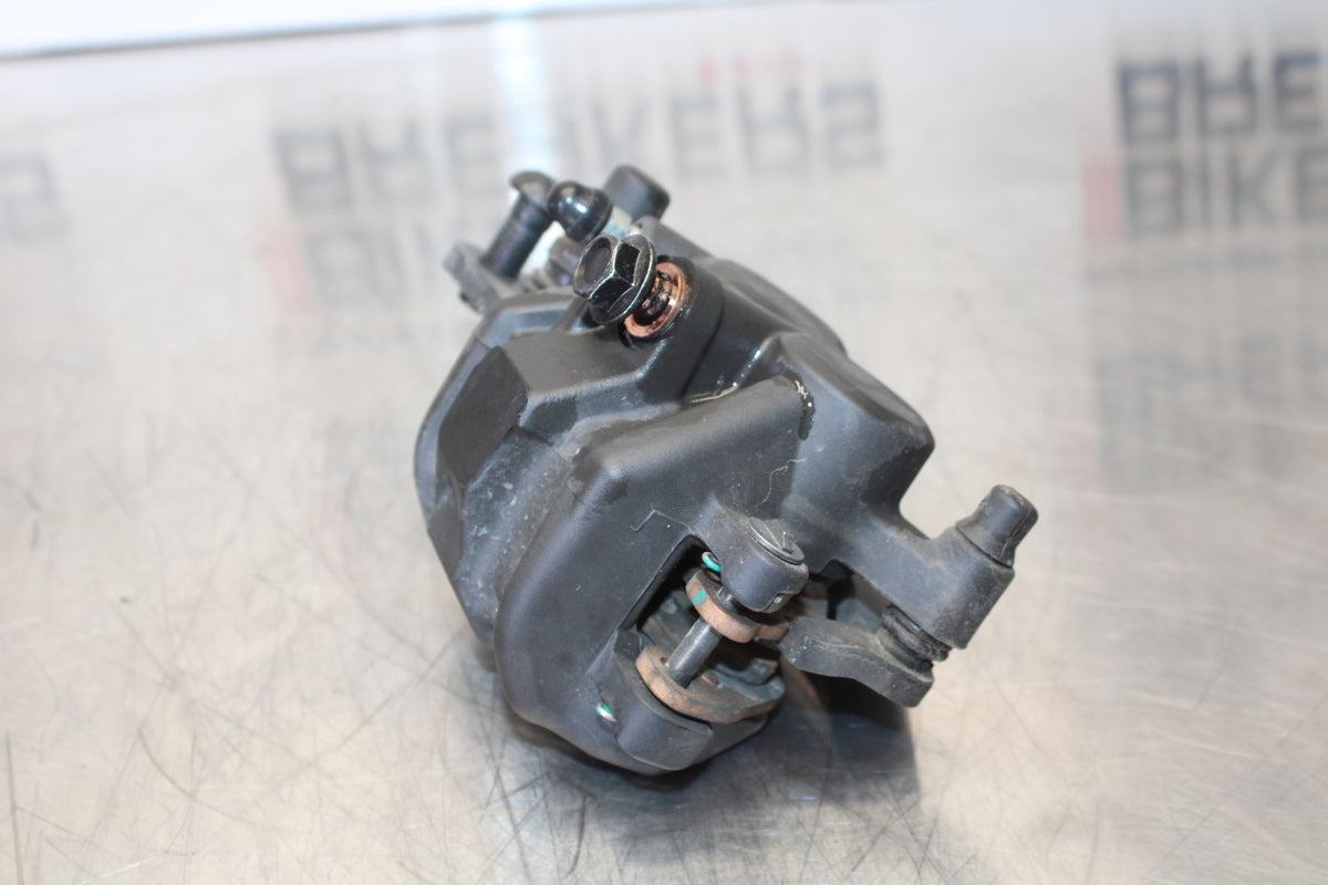 23 YAMAHA YZF R3 RIGHT FRONT BRAKE CALIPER BB147