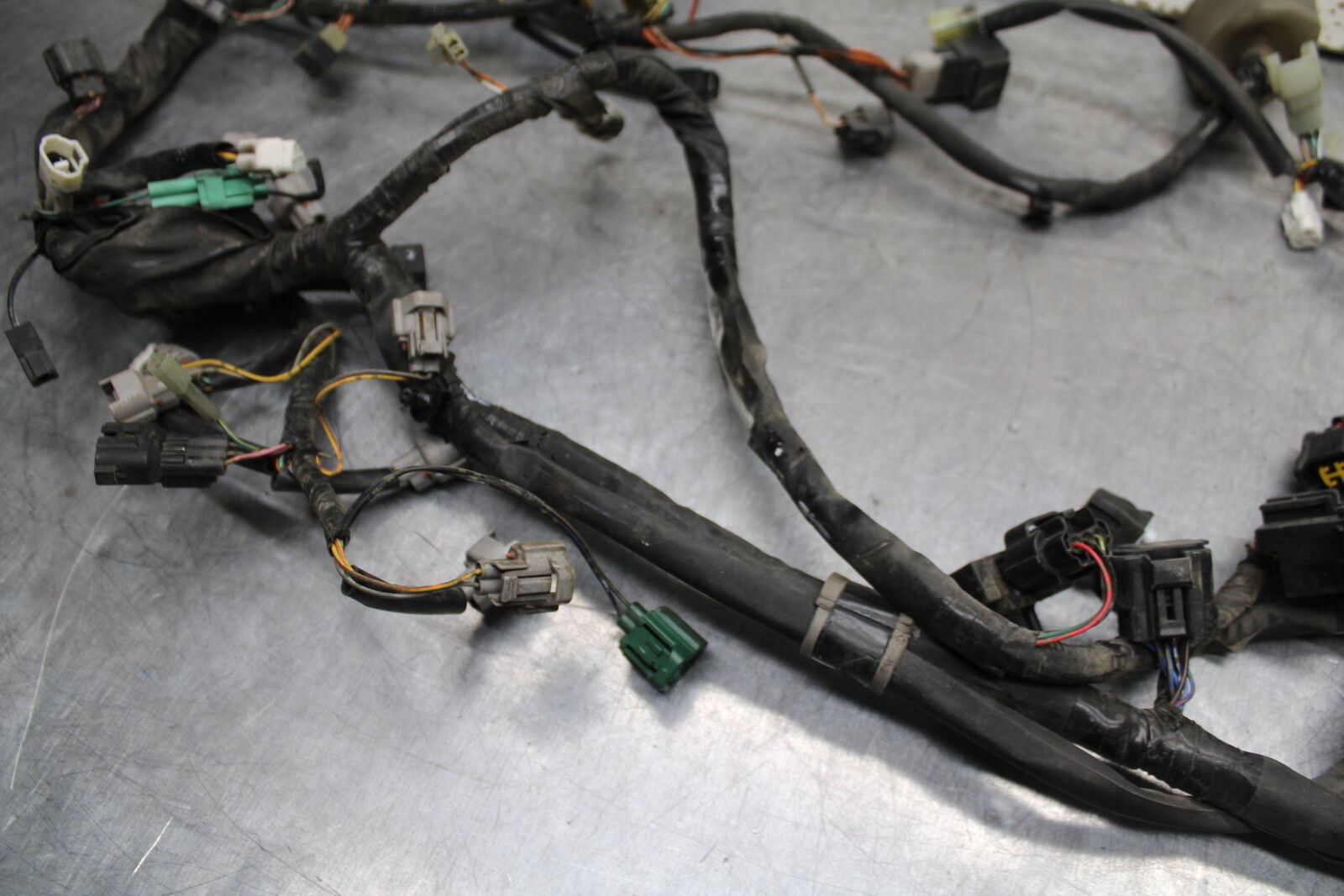 06-07 SUZUKI GSXR 600 MAIN ENGINE WIRING HARNESS MOTOR WIRE LOOM BB737