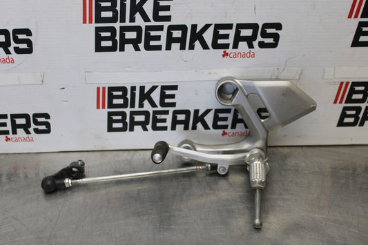 15-17 YAMAHA FJ09 LEFT REARSET REAR SET FOOT PEG W SHIFTER BB906