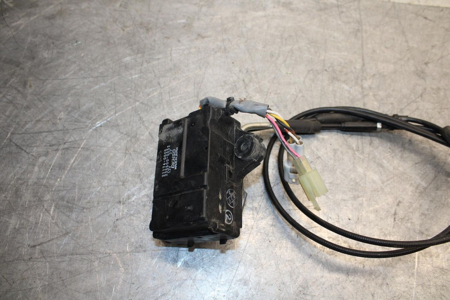 2012 Kawasaki Ninja ZX6R ZX600R EXHAUST VALVE SERVO MOTOR 21174-0005 BB529