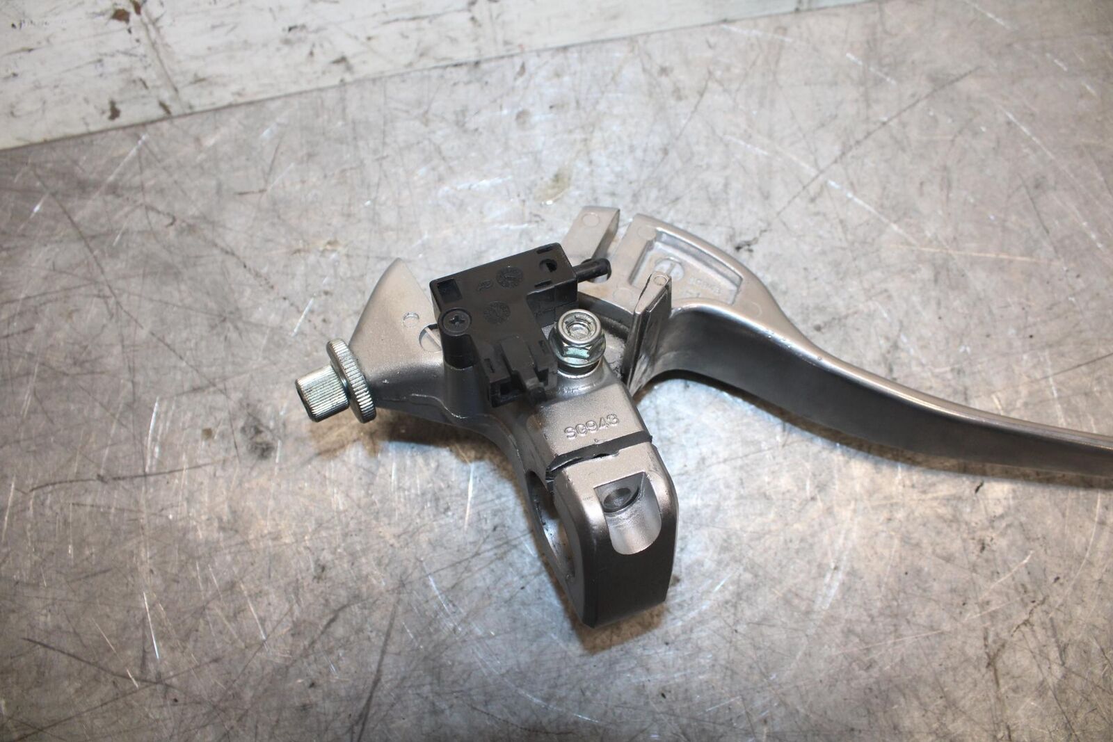 2007 Suzuki Boulevard M50 CLUTCH PERCH MOUNT WITH LEVER  BB537