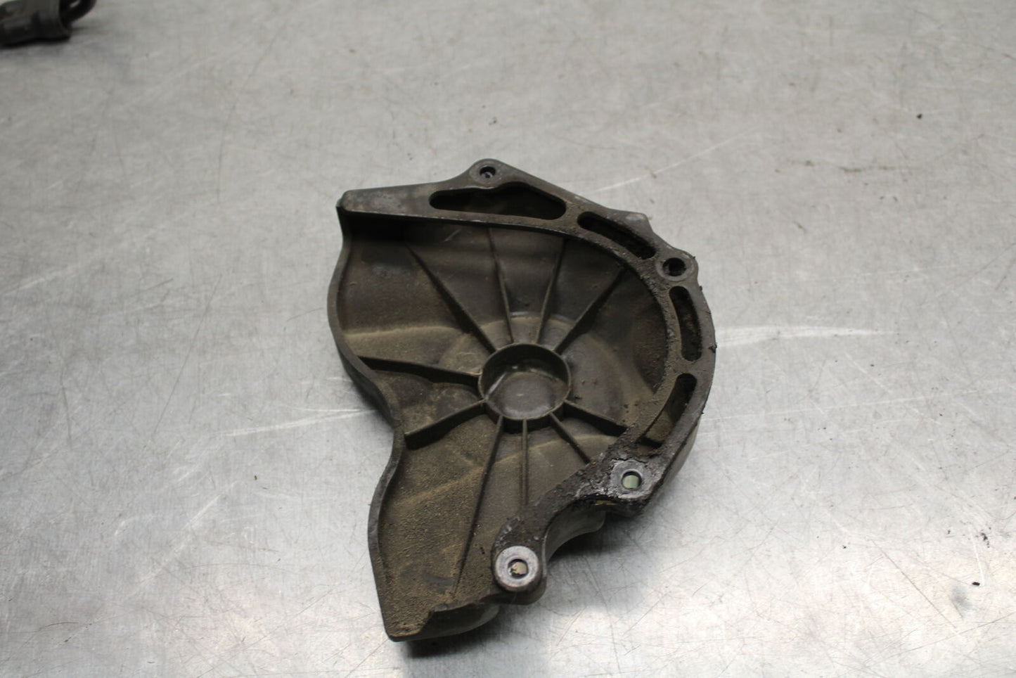 16 KAWASAKI NINJA ZX10R ENGINE SPROCKET COVER BB650