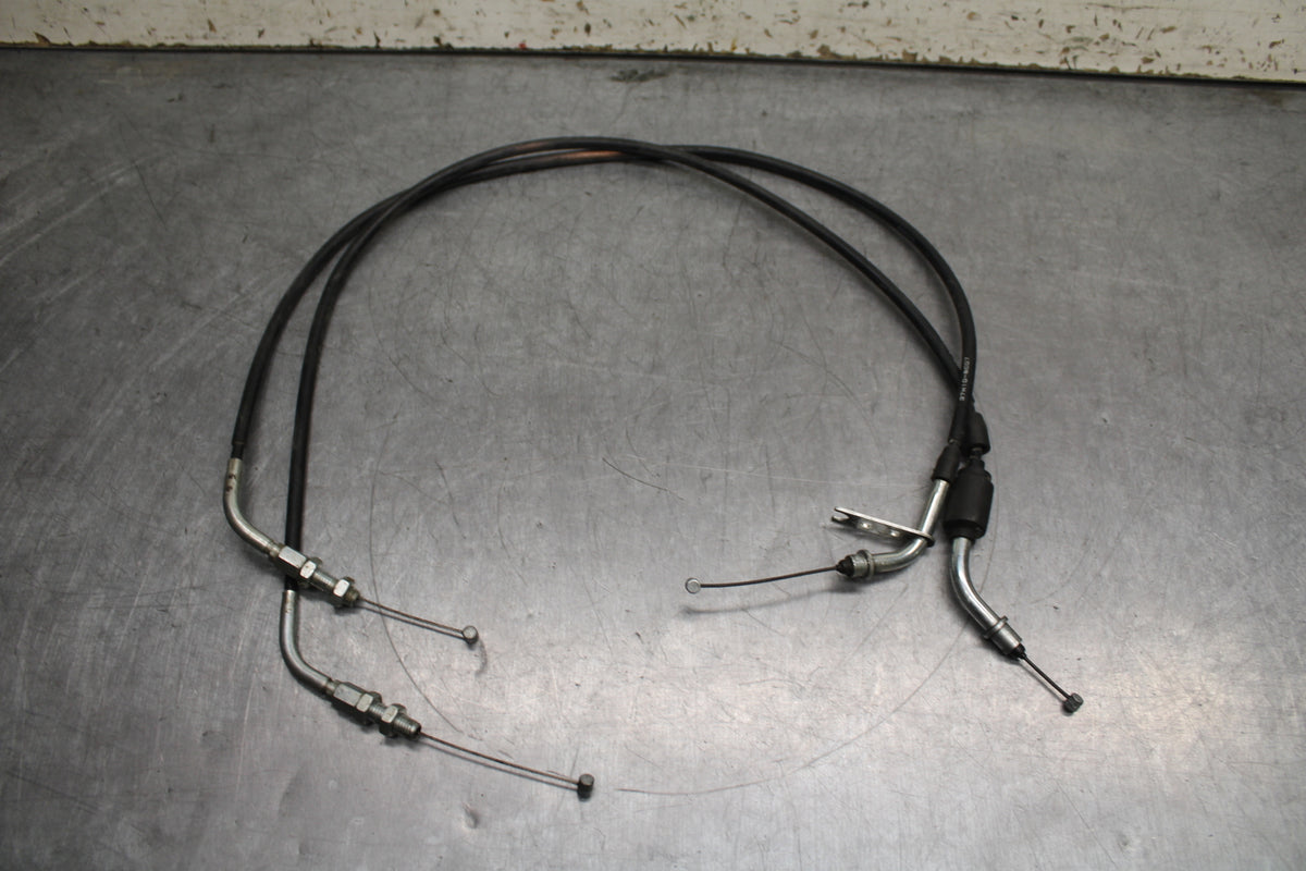08-10 SUZUKI GSXR750 THROTTLE CABLES LINES BB113