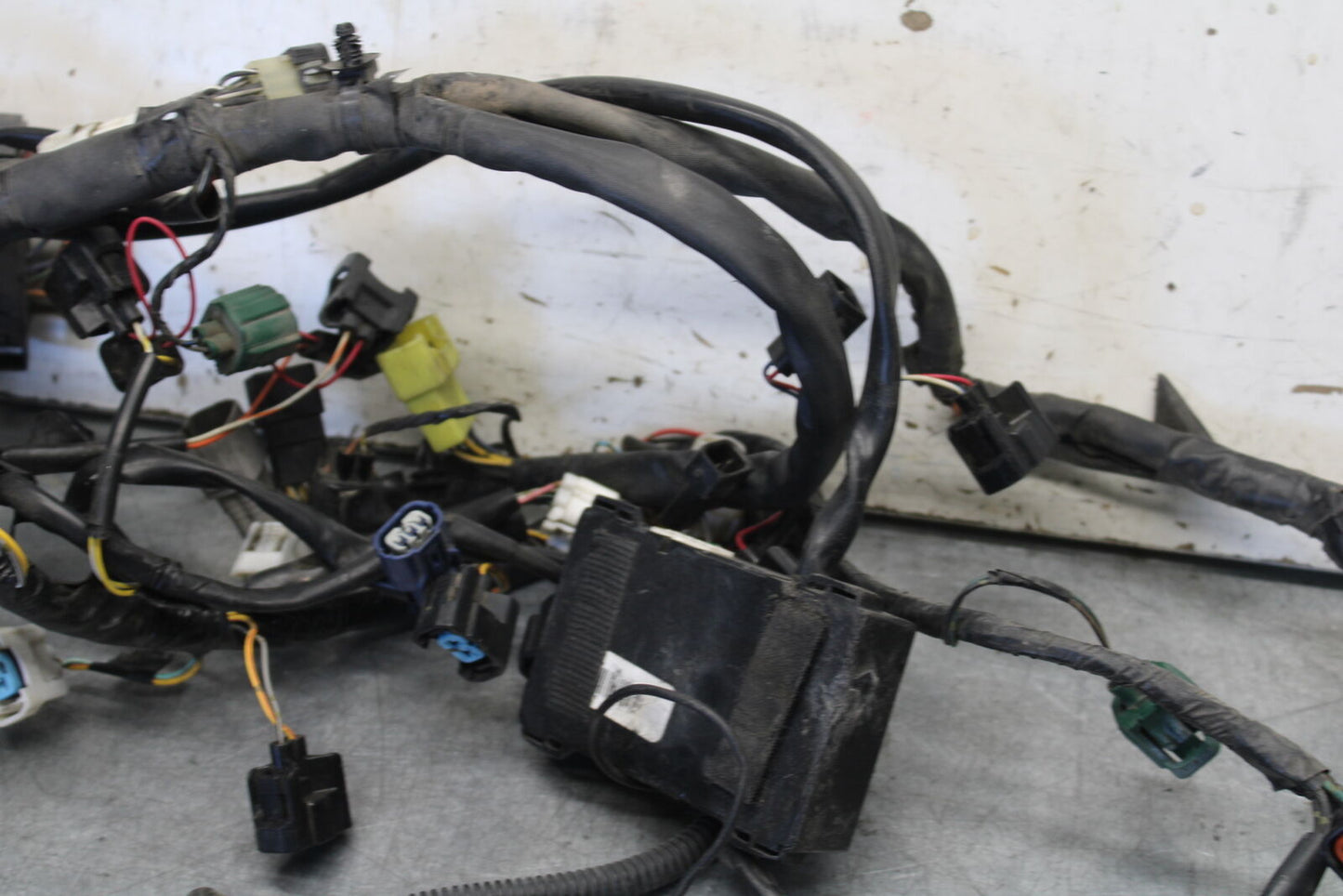 05-06 SUZUKI GSXR1000 MAIN ENGINE WIRING HARNESS WIRE LOOM 36610-41G30 BB677