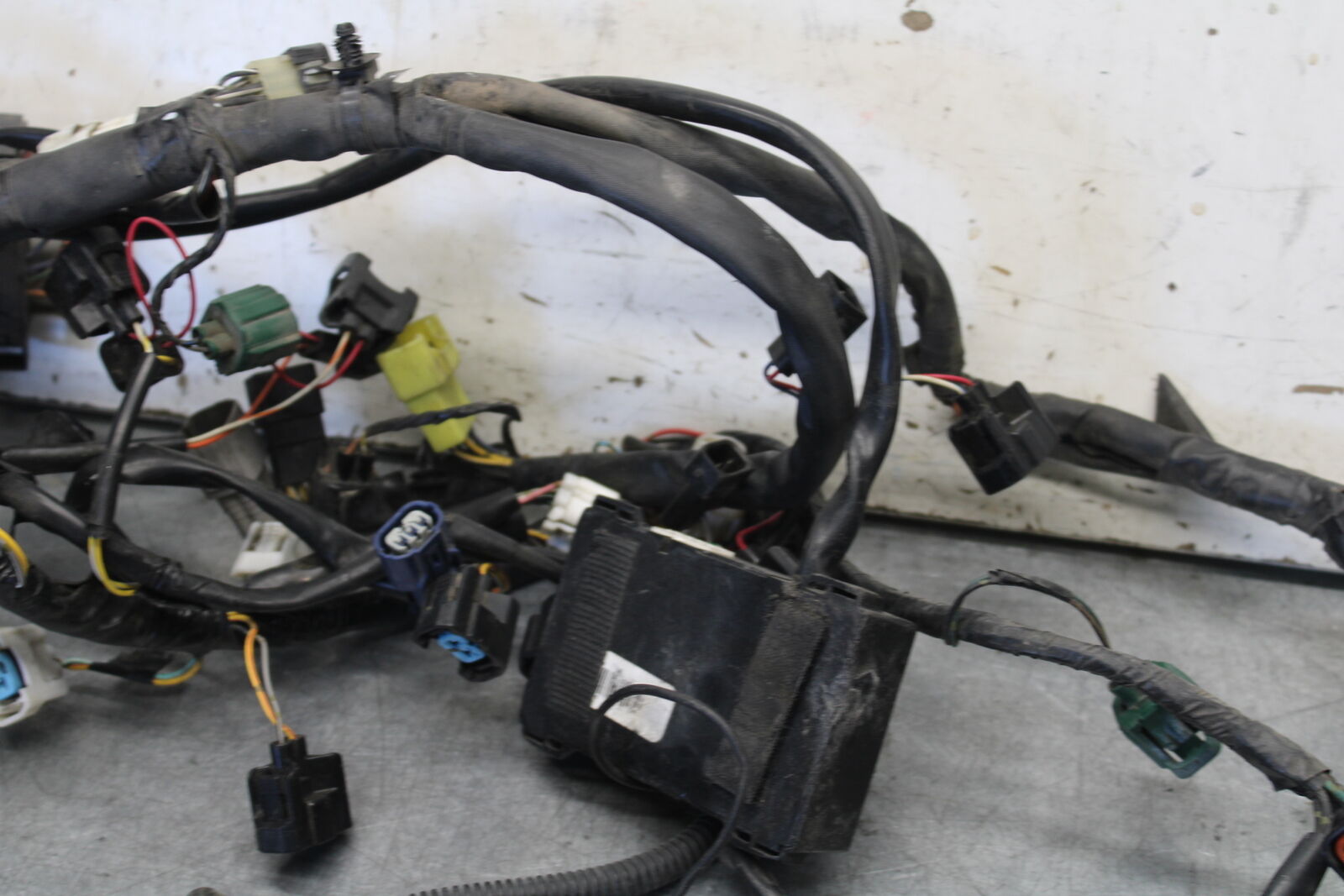 05-06 SUZUKI GSXR1000 MAIN ENGINE WIRING HARNESS WIRE LOOM 36610-41G30 BB677