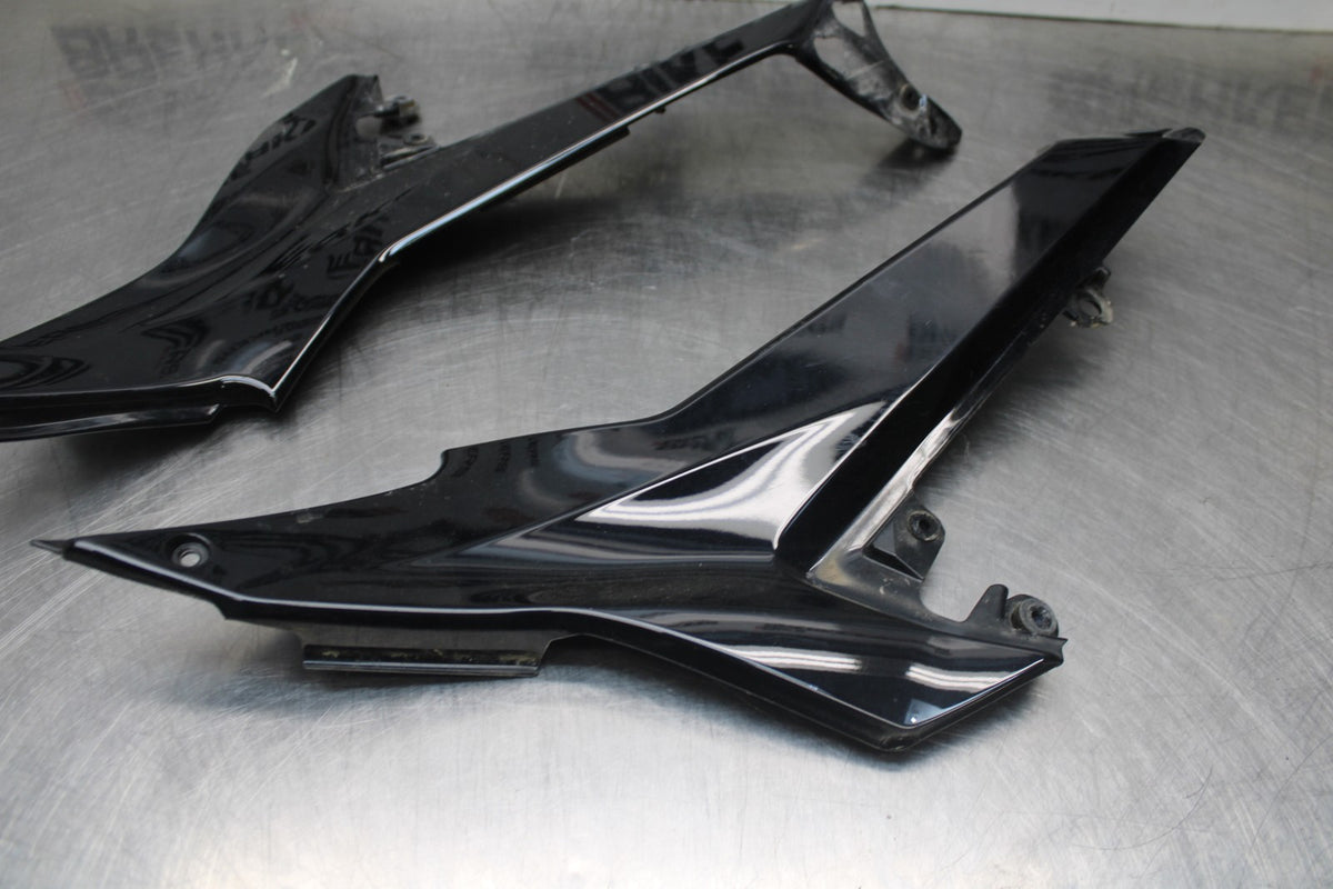 23 KAWASAKI NINJA 650 EX650 RIGHT LEFT FRONT SIDE SEAT PANELS TRIMS COWL BB920