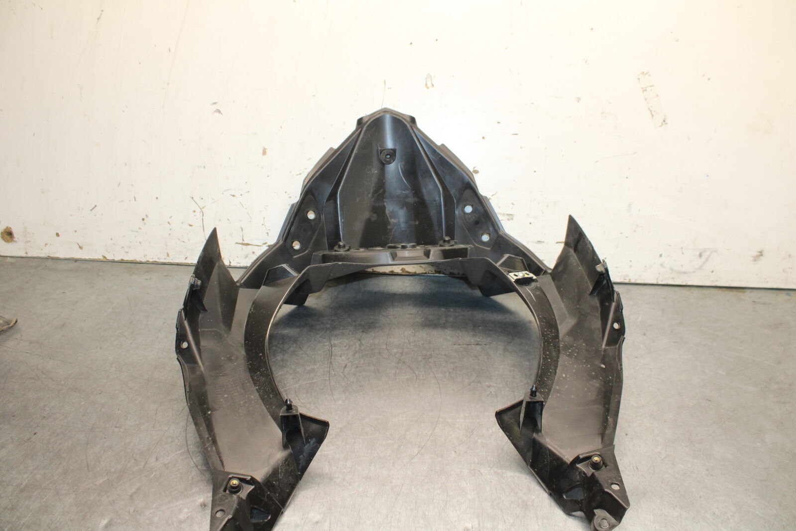 18-23 KAWASAKI NINJA 400 EX400 ABS FRONT CENTER COWL GAUGE FAIRING BB747