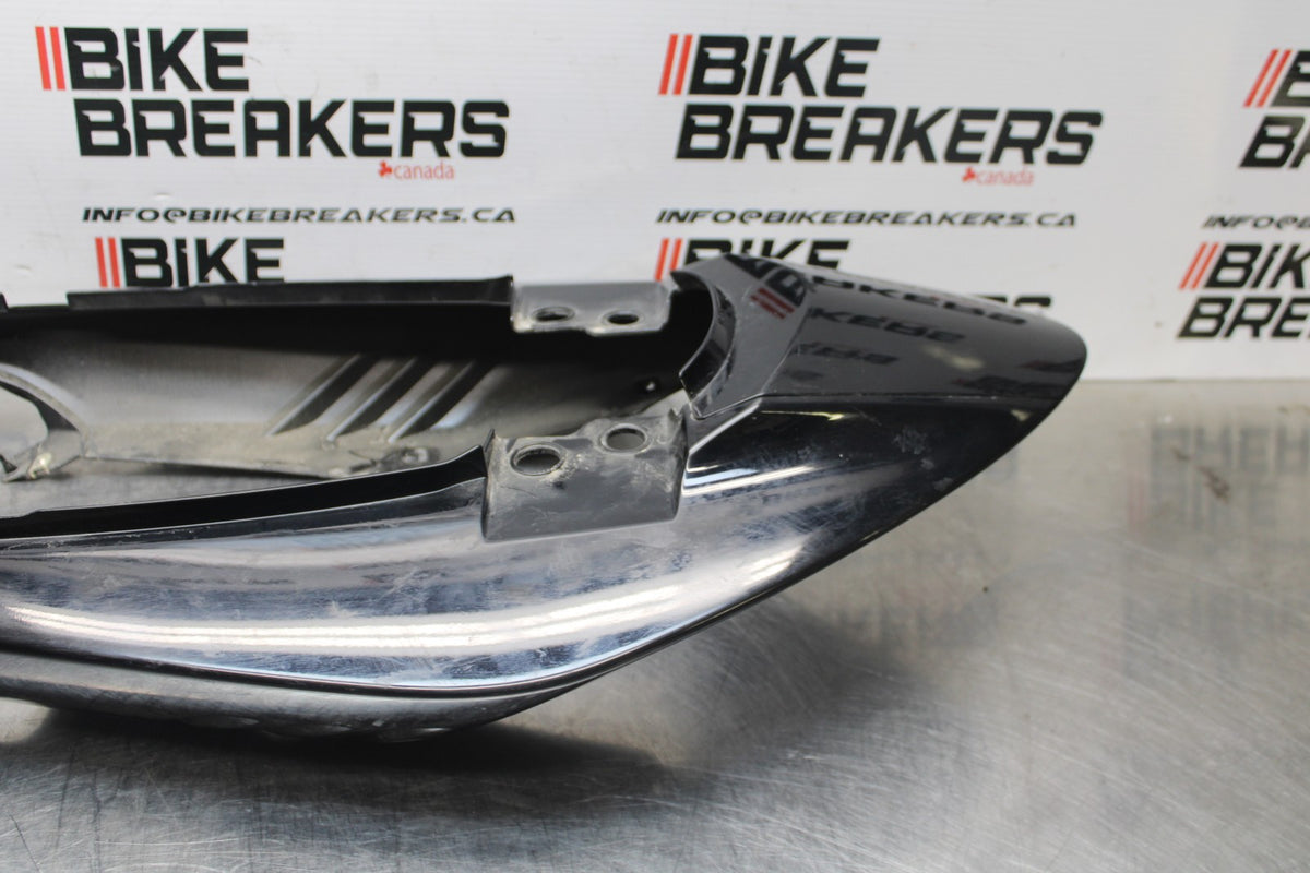 15 SUZUKI GW250F REAR BACK TAIL FAIRING COWL SHROUD BB789
