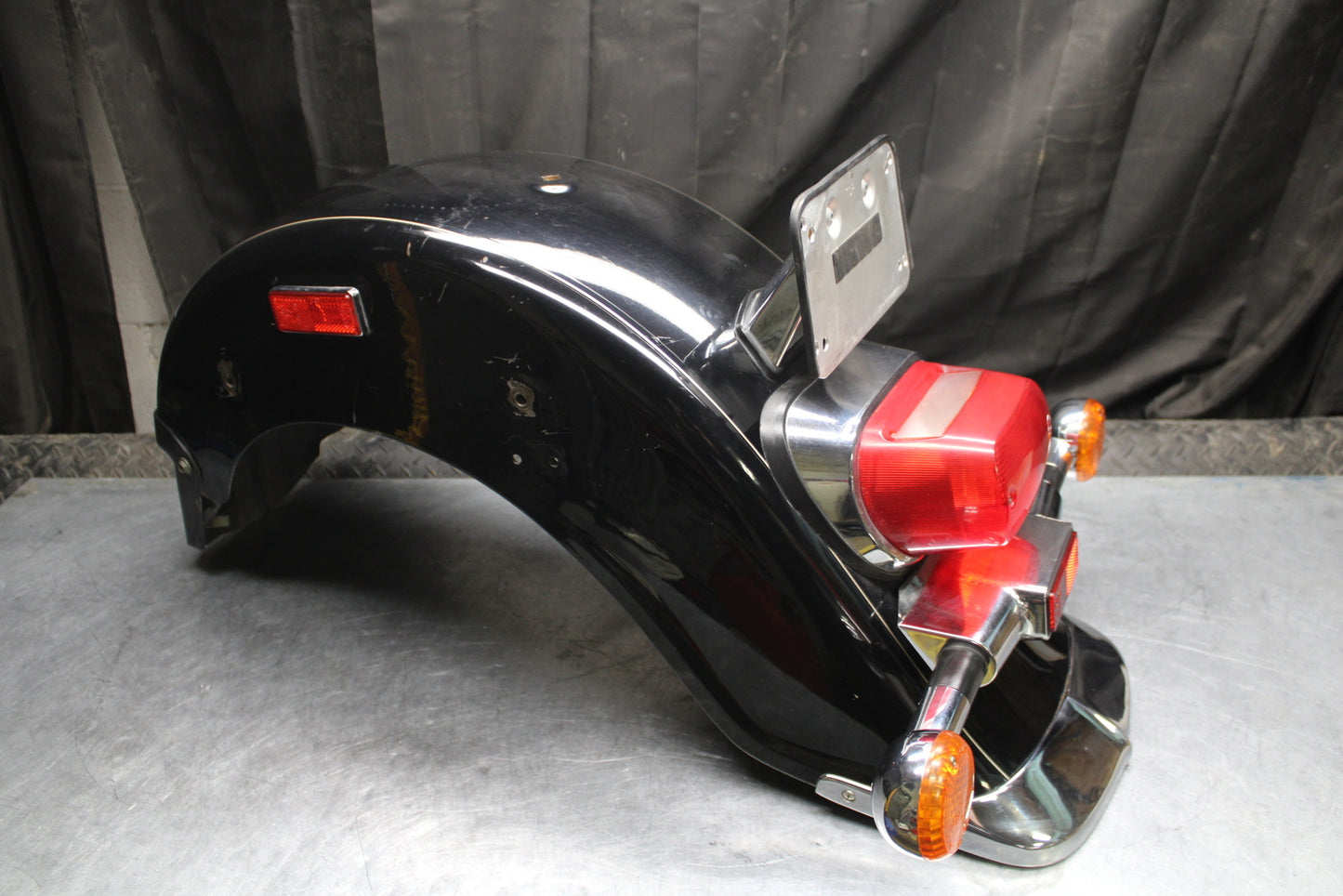 00 SUZUKI INTRUDER 1500 VL1500 REAR BACK WHEEL FENDER MUD GUARD BB761