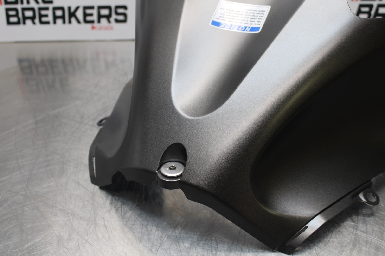 23-24 KAWASAKI NINJA ZX14R NEW!! FRONT GAS TANK FUEL CELL FAIRING COVER BB153