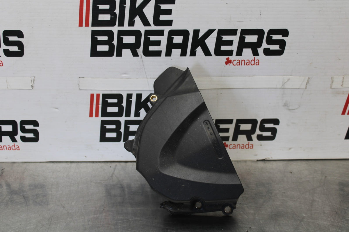 12 TRIUMPH STREET TRIPLE R ENGINE SPROCKET COVER BB914