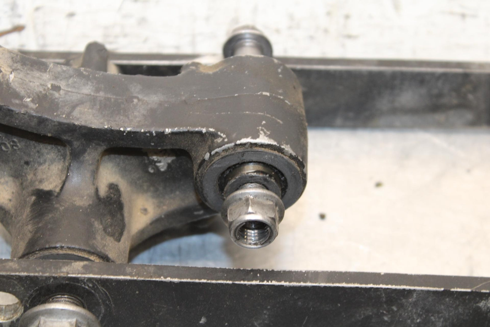 2000 Kawasaki Ninja ZX12R ZX1200A REAR DOGBONE SHOCK LINKAGE 39007-1287 BB565