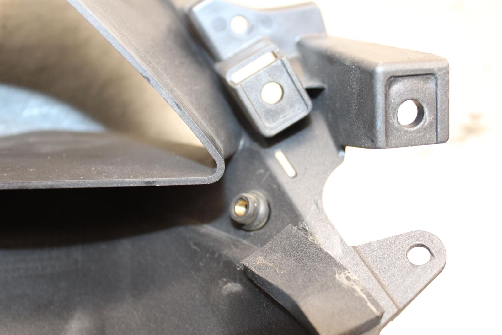 2009 Kawasaki Ninja ZX6R ZX600R FRONT CENTER COWL FAIRING 55028-0290-18T BB548