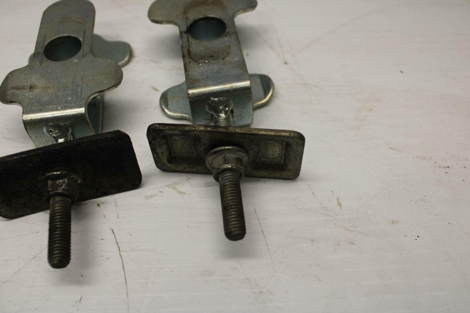 04-09 SUZUKI GS500F SWINGARM CHAIN TENSIONER ADJUSTMENT BRACKETS  BB261