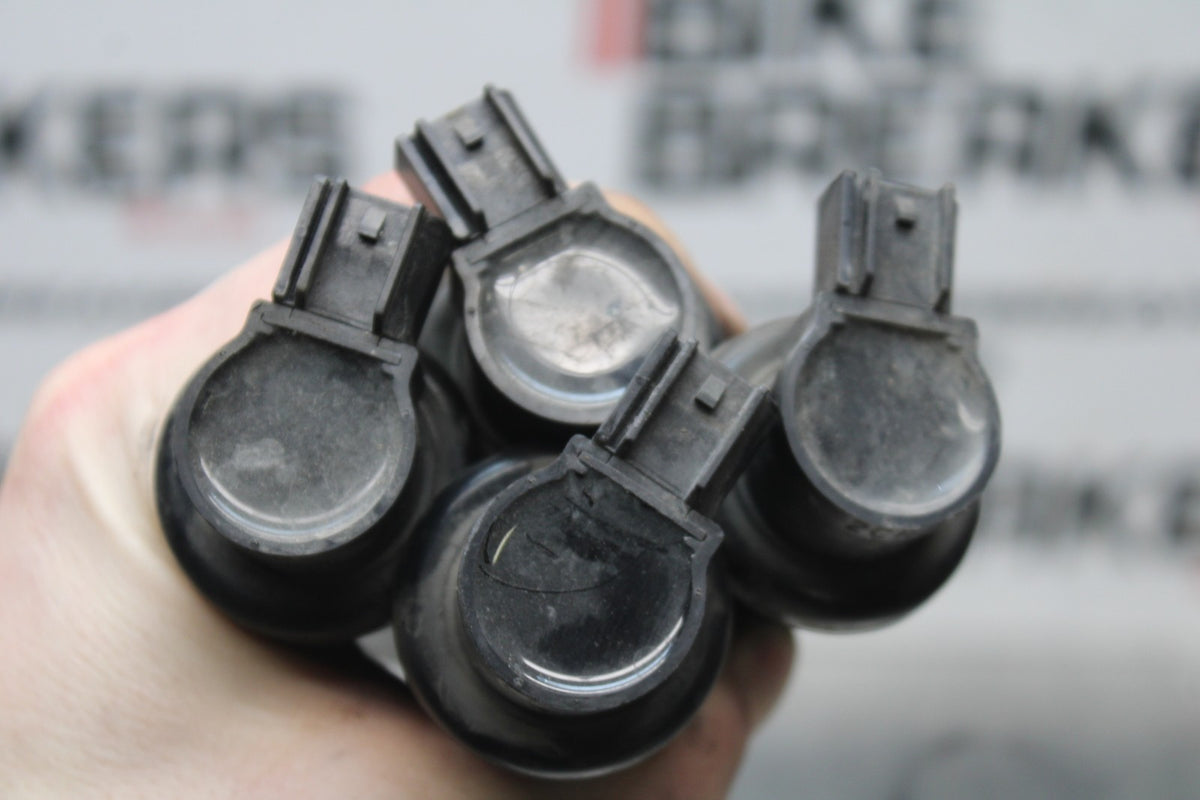 18 YAMAHA YZF R1  IGNITION COILS COIL SPARK PLUG CAPS BB838
