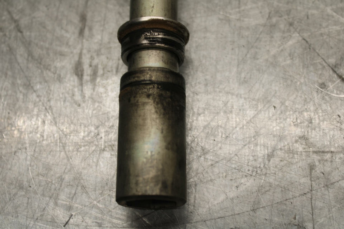 15-21 SUZUKI GSXR600 FRONT WHEEL RIM AXLE PIVOT BOLT BB418