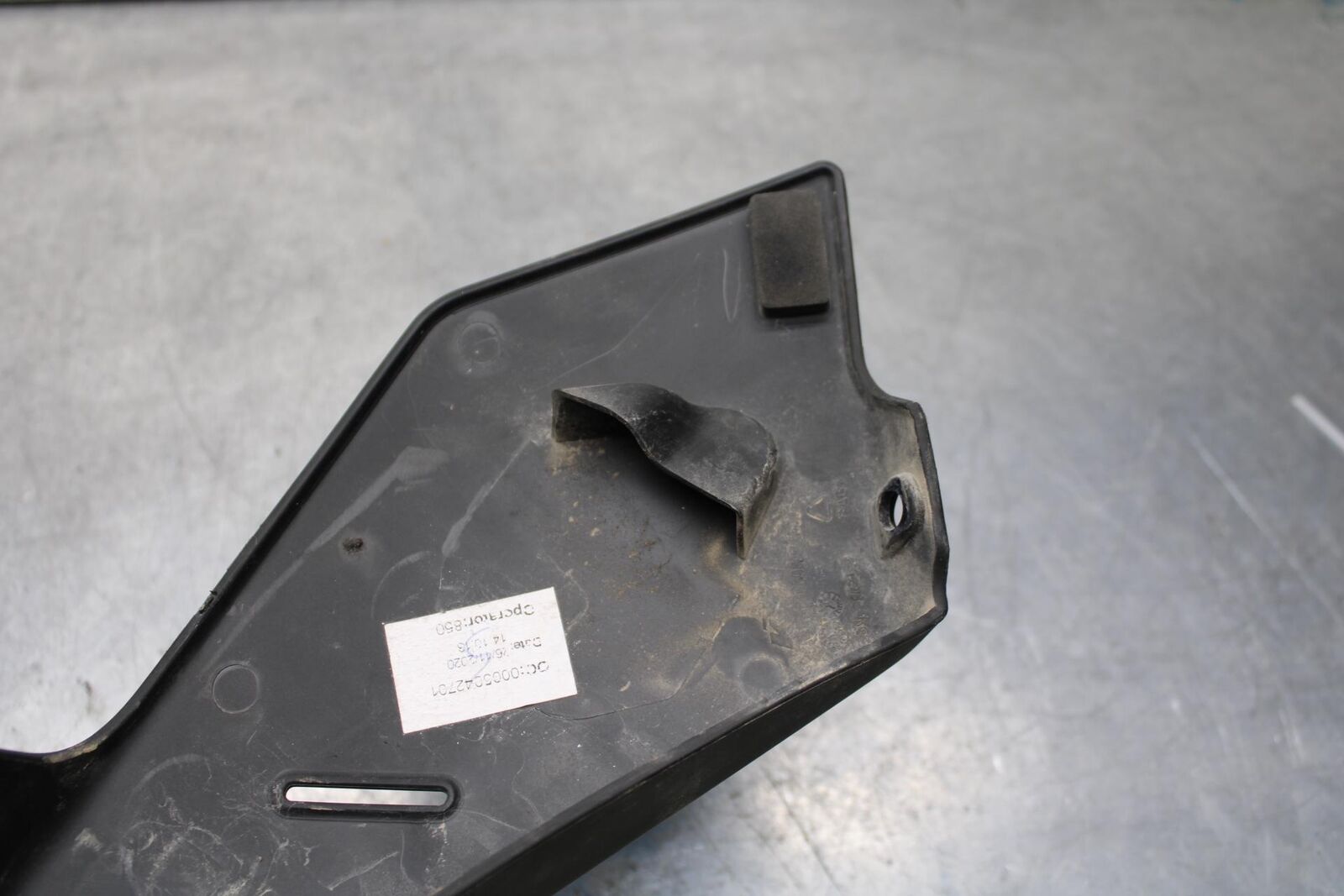 20-24 KTM 890  DUKE R RIGHT TANK SIDE COVER COWL PANEL PAIR SET BB627