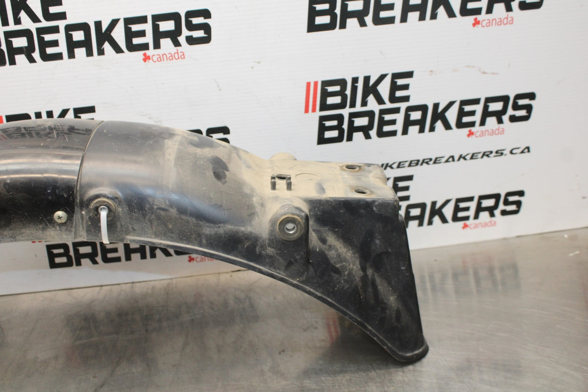 77 SUZUKI GS750 REAR BACK FENDER MUD GUARD BB779