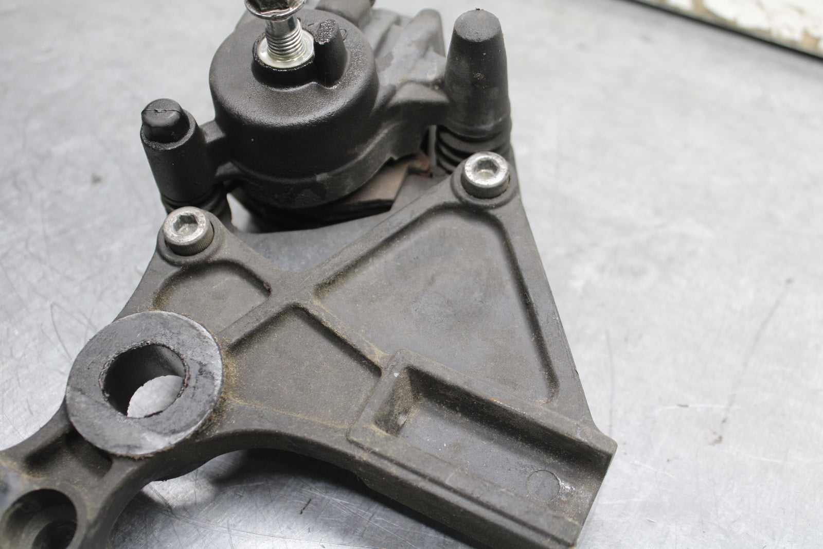 14-15 KAWASAKI NINJA 650 EX650F ABS REAR BRAKE CALIPER W MOUNT BRACKET BB741