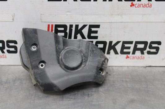 22-25 YAMAHA YZF R7 ENGINE SPROCKET COVER BB940