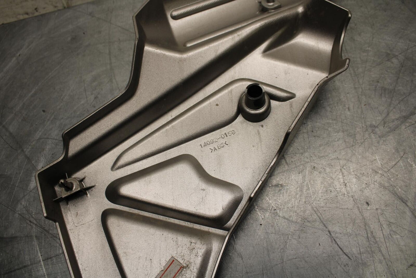 11-14 KAWASAKI VERSYS 650 LE 650C LEFT FRAME SIDE COVER COWL PANEL TRIM BB498