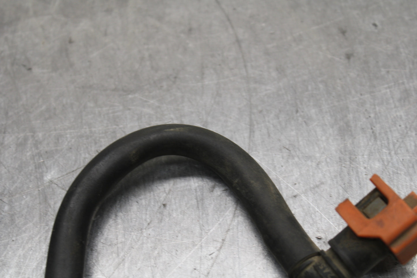 04-05 YAMAHA YZF R1 FUEL HOSE GAS LINE TUBE PIPE BB131