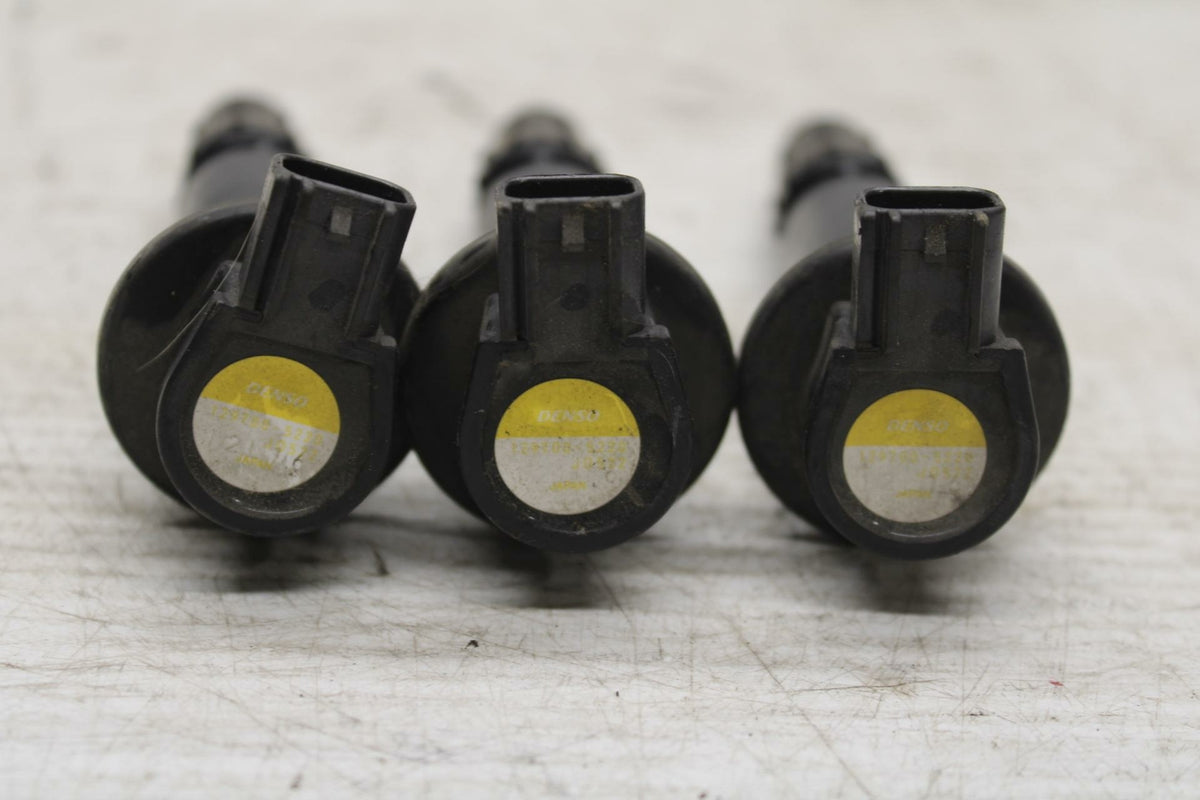 08-11 TRIUMPH SPEED TRIPLE IGNITION COILS COIL SPARK PLUG CAPS BB366