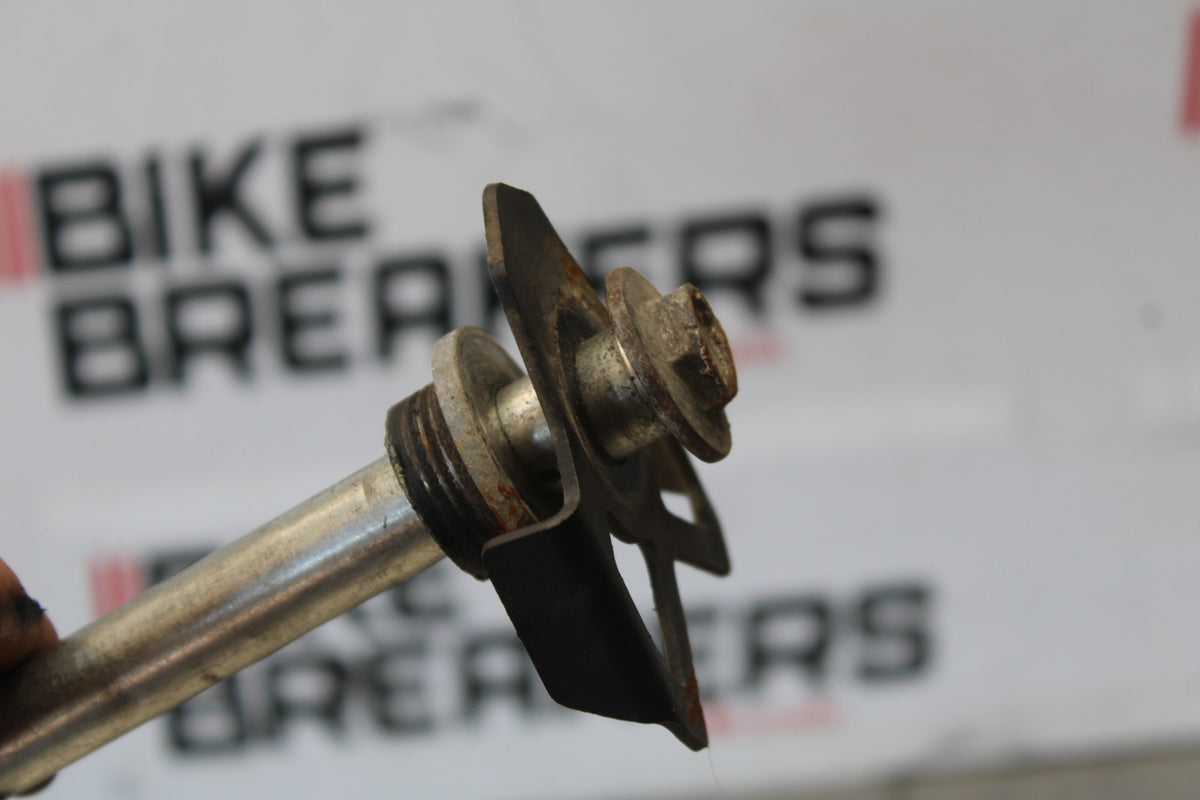 24-25 KAWASAKI NINJA 500 ABS REAR AXLE BACK WHEEL RIM PIVOT BOLT AXEL BB899