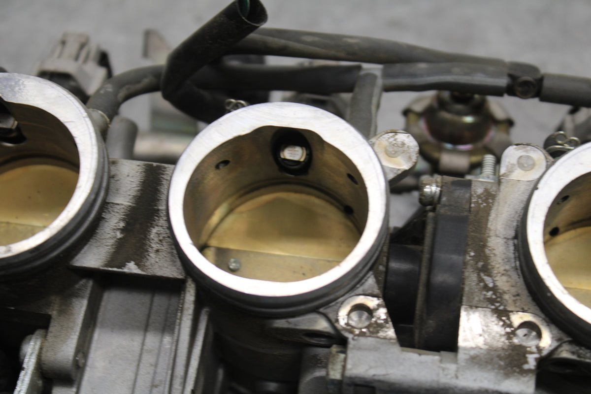07-08 YAMAHA YZF R1 MAIN FUEL INJECTORS / THROTTLE BODIES BB724