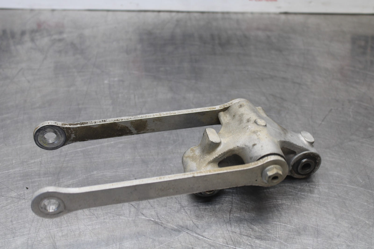 08 KAWASAKI NINJA ZX10R REAR DOGBONE SHOCK LINKAGE LINK BB902