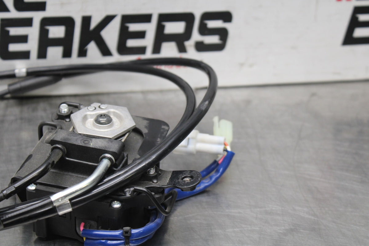 24-25 KAWASAKI NINJA ZX6R EXHAUST VALVE SERVO MOTOR BB939