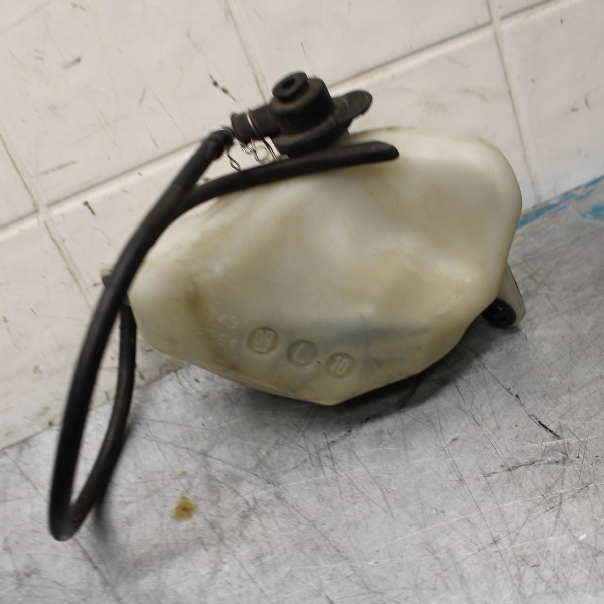 09-14 YAMAHA YZF R1 COOLANT WATER TANK RESERVOIR BOTTLE 14B-2172W-00-00 BB471