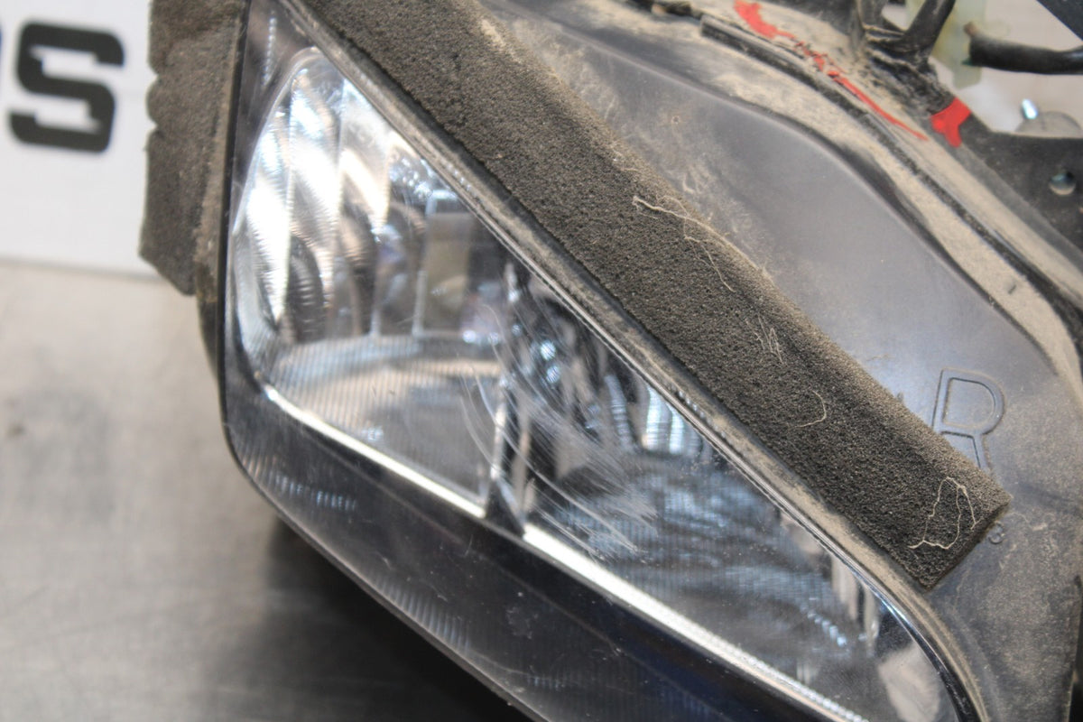 08 HONDA CBR125R FRONT HEADLIGHT HEAD LIGHT LAMP BB839