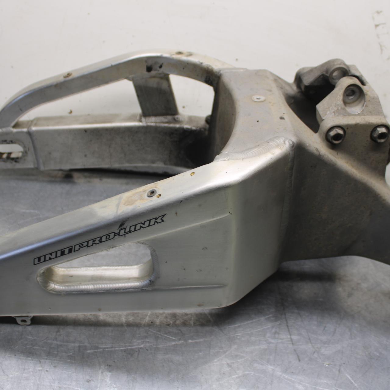 03-04 HONDA CBR600RR REAR SWINGARM BACK SUSPENSION 52200-MEE-700 BB628