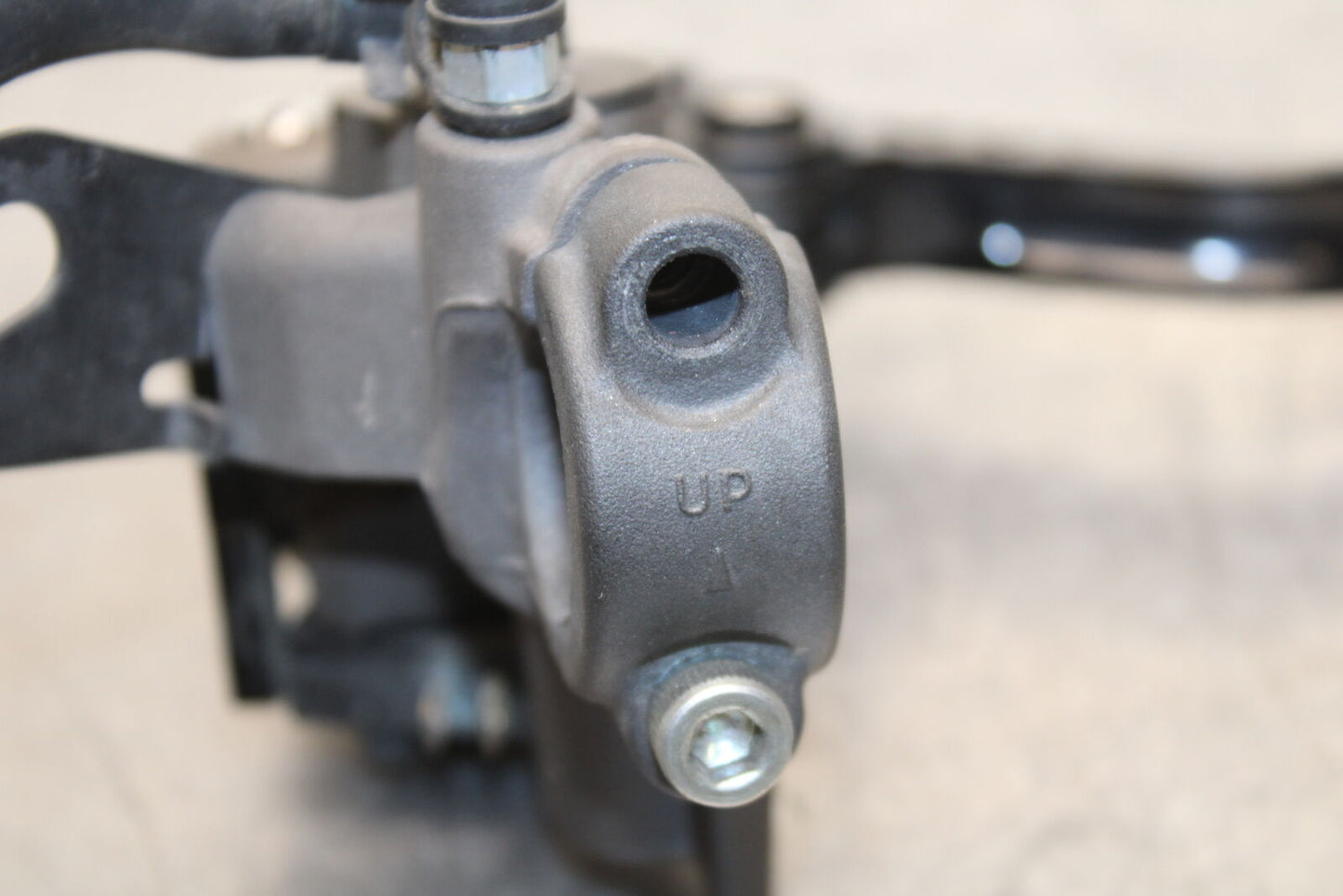 13-17 KAWASAKI NINJA ZX6R ZX636E FRONT BRAKE MASTER CYLINDER w/ LEVER BB735