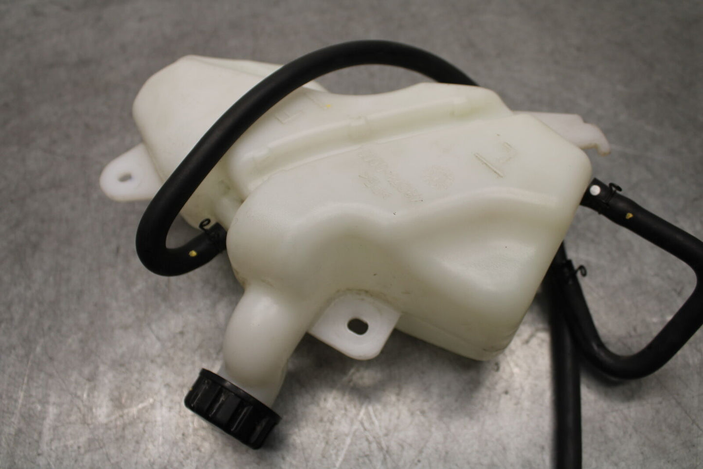 18-23 KAWASAKI NINJA 400 COOLANT WATER TANK RESERVOIR BOTTLE BB660